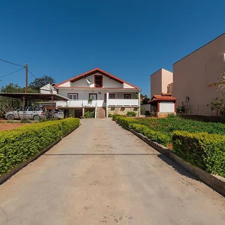 With Parking Space Bibinje, Zadar - 24491 شقة بيبينيا